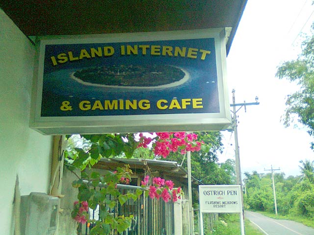 Island internet cafe