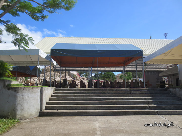 Maribojoc Church