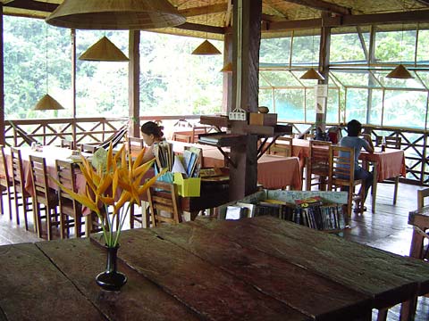 Restaurant in Nuts Huts